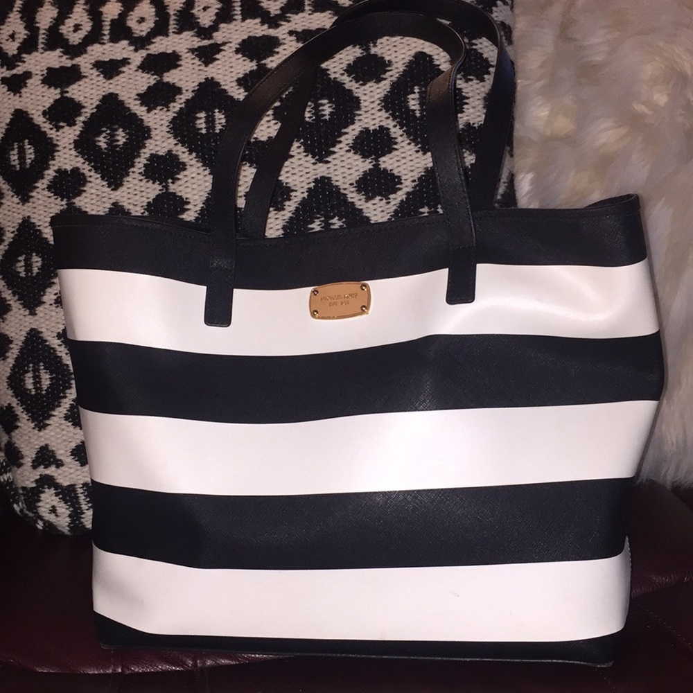 Michael Kors tote